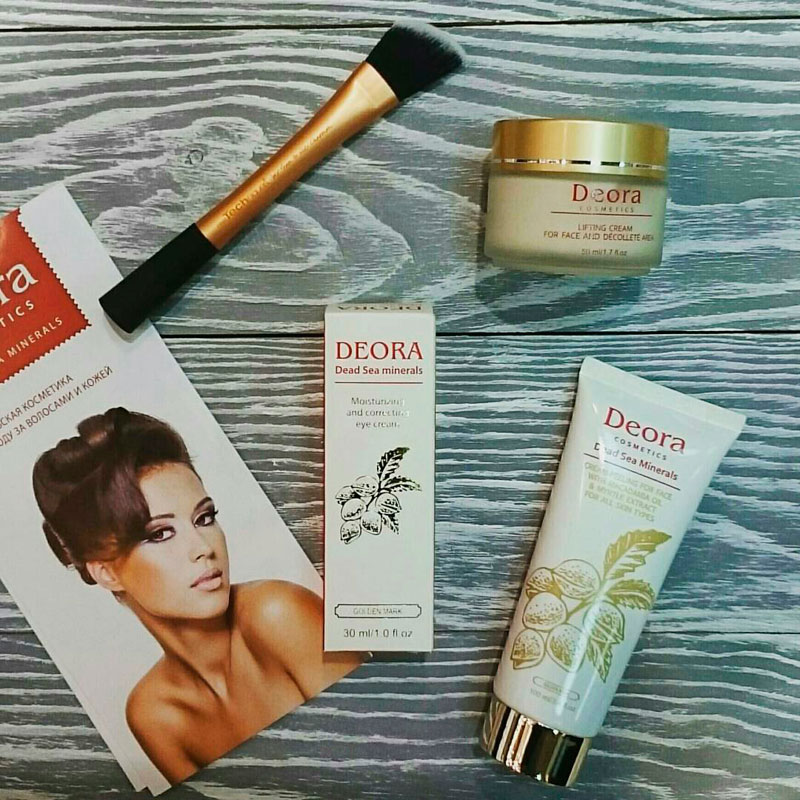 Подарок при покупке косметики Deora Cosmetics в Parikmag&Pharmamag!